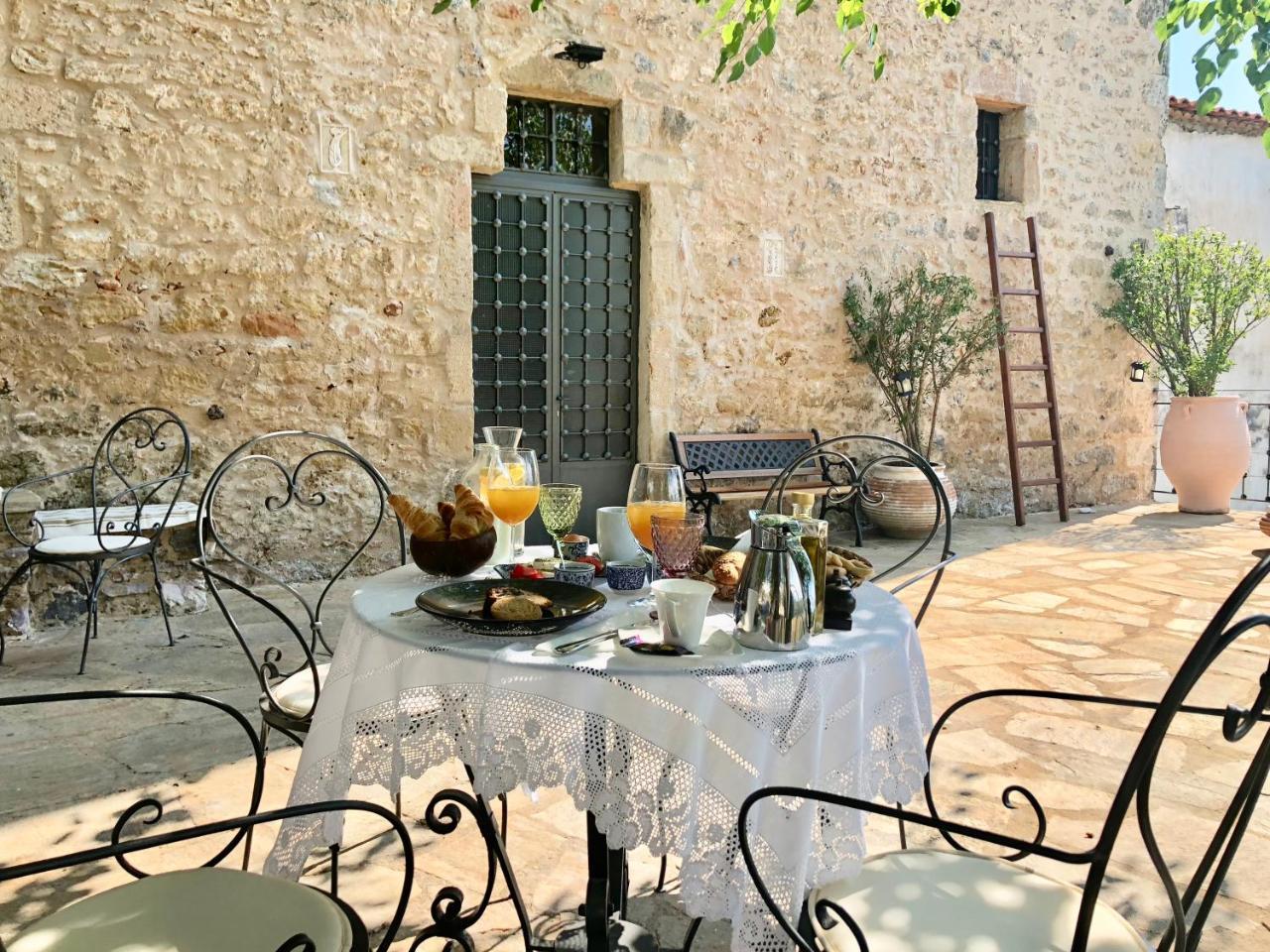 Villa Vager Mani Hotel Kalamata Ngoại thất bức ảnh